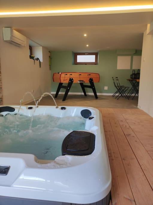 Gite Papillon 6 A14 Personnes - Jacuzzi 热拉梅 外观 照片