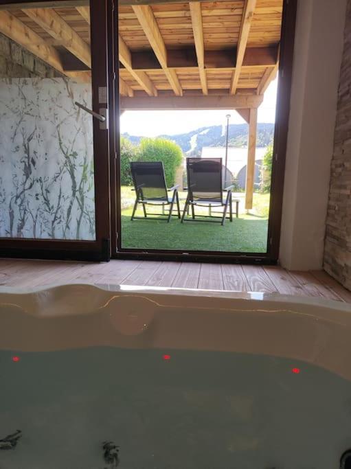 Gite Papillon 6 A14 Personnes - Jacuzzi 热拉梅 外观 照片