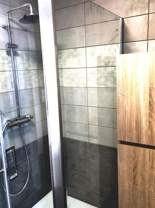 Gite Papillon 6 A14 Personnes - Jacuzzi 热拉梅 外观 照片